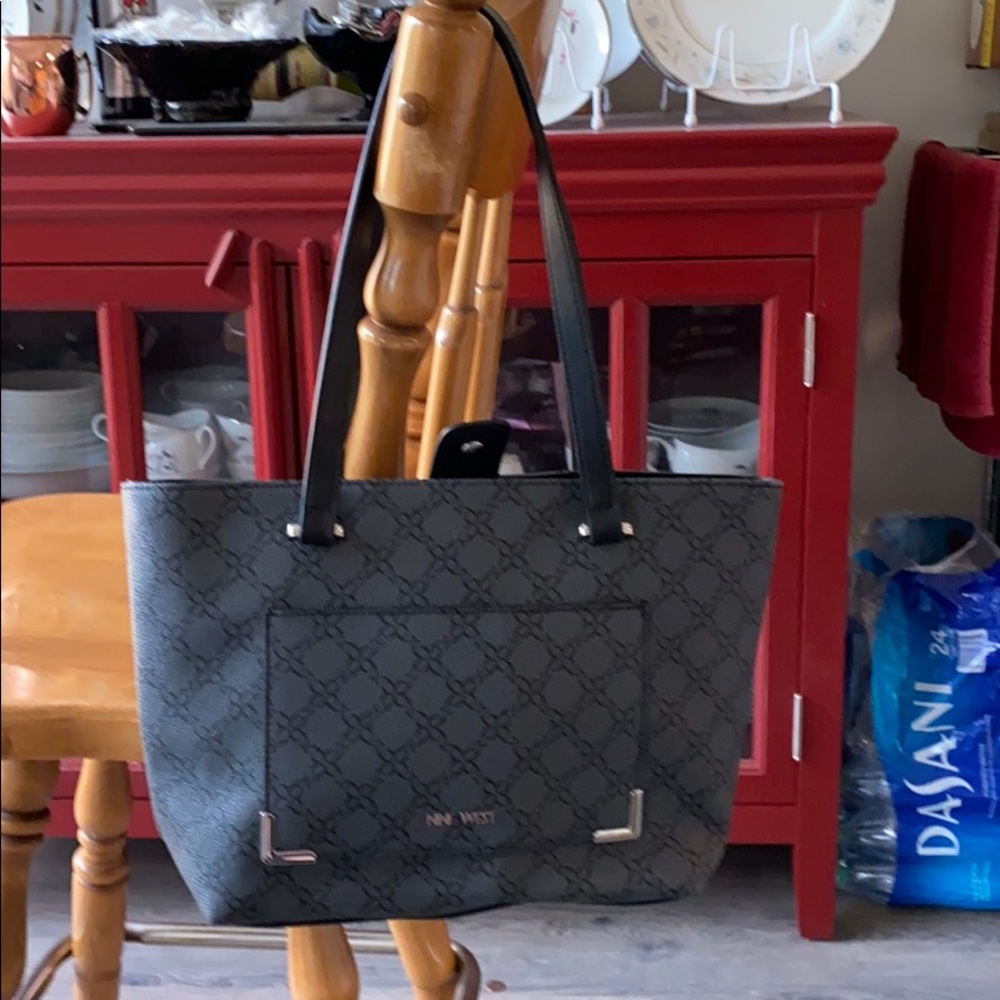 Nine west shoulder bag